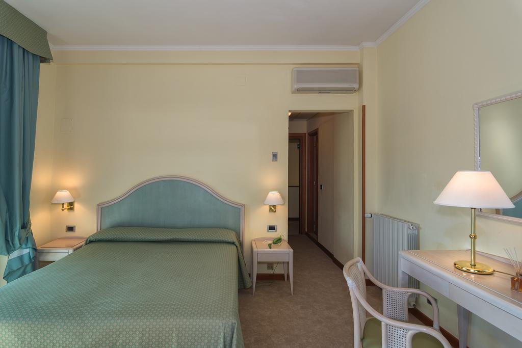 Hotel Siesta Lido di Camaiore Dış mekan fotoğraf